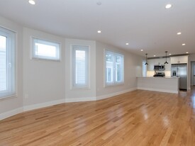 5 Tovar St, Unit 3 in Boston, MA - Building Photo