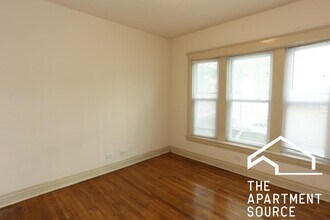 4716 N Racine Ave in Chicago, IL - Building Photo - Building Photo