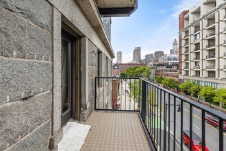 28 Atlantic Ave in Boston, MA - Building Photo - Building Photo