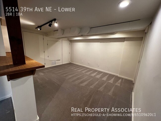 5514 39th Ave NE in Seattle, WA - Building Photo - Building Photo