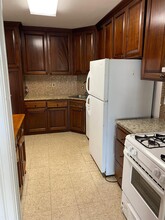 300 Martine Ave-Unit -5B in White Plains, NY - Building Photo - Building Photo