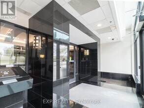 570-1570 Laurier Ave W in Ottawa, ON - Building Photo - Building Photo