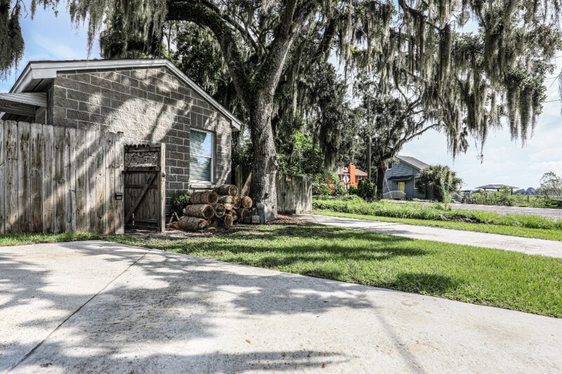 102 Neva Ave in Savannah, GA - Building Photo