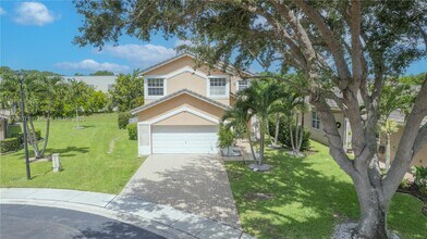 7423 NW 70th Ave in Parkland, FL - Building Photo - Building Photo