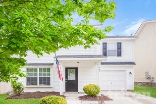 309 Peachtree Rd in Charlotte, NC - Building Photo