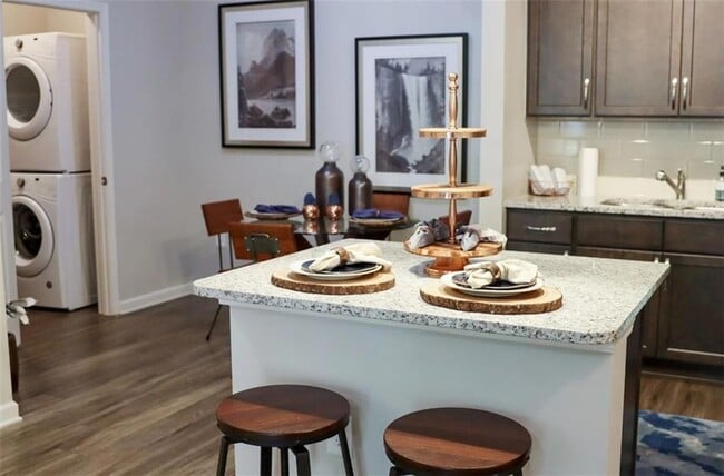 30 Laurel Canyon Village Cir in Canton, GA - Building Photo - Building Photo