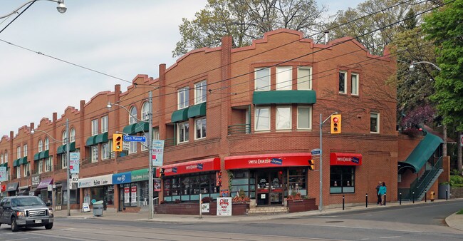 Glen Manor Townhouses in Toronto, ON - Building Photo - Building Photo