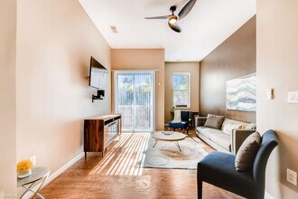 1726 Aliceanna St in Baltimore, MD - Foto de edificio - Building Photo