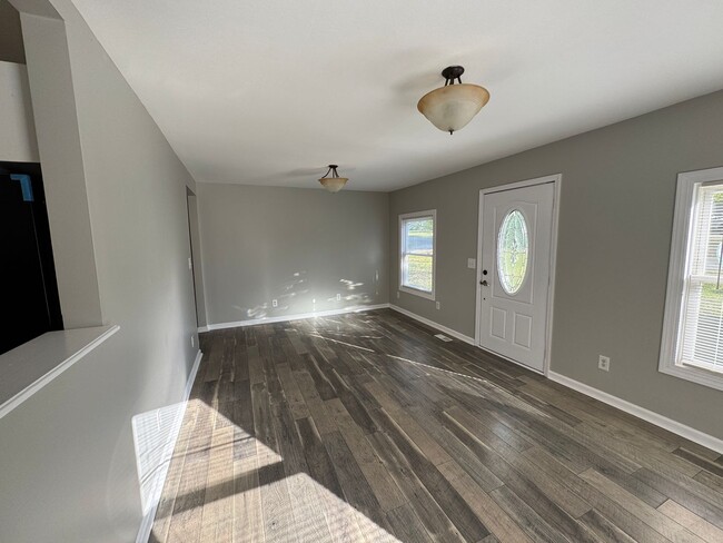 210 Auten Cir in Mount Holly, NC - Building Photo - Building Photo