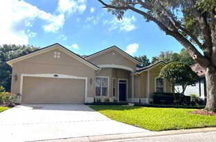 708 Lakeworth Cir in Lake Mary, FL - Building Photo
