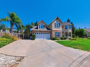 7760 N Gregory Ave in Fresno, CA - Building Photo - Building Photo