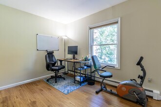 26 Firetown Rd in Simsbury, CT - Building Photo - Building Photo