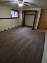 125/127-127 Sycamore St in Baraboo, WI - Building Photo - Building Photo