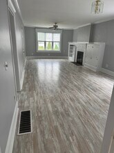 258 Coburn Ave, Unit 1 in Worcester, MA - Foto de edificio - Building Photo