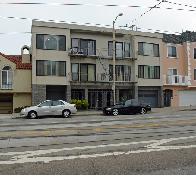 3224 Judah St in San Francisco, CA - Building Photo - Building Photo