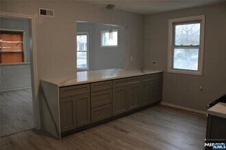 3 Beech St in East Orange, NJ - Building Photo - Building Photo
