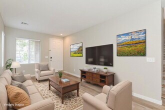 10931 Colour Magic St in Henderson, NV - Building Photo - Building Photo