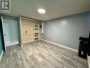 65 Highland Crescent in Kitchener, ON - Building Photo - Building Photo