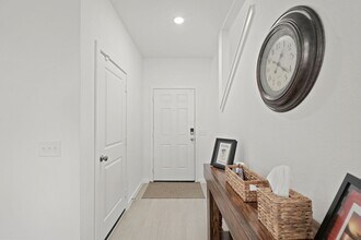 26235 Arrowleaf Dr in Magnolia, TX - Building Photo - Building Photo