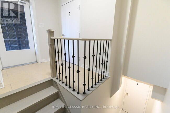 2915 Bur Oak Ave in Markham, ON - Building Photo - Building Photo