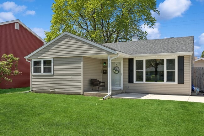 property at 3609 Bobwhite Ln