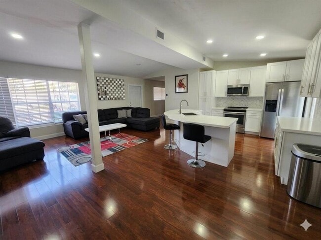 property at 3440 SW 20th St