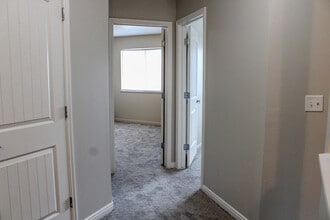 462 W 1490 N in Logan, UT - Foto de edificio - Building Photo