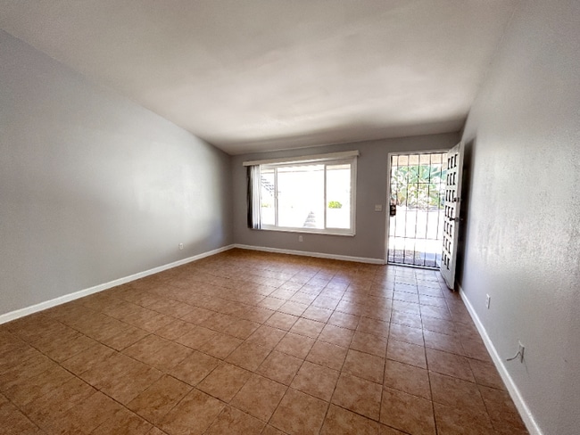 2350 Osbun Rd in San Bernardino, CA - Building Photo - Building Photo