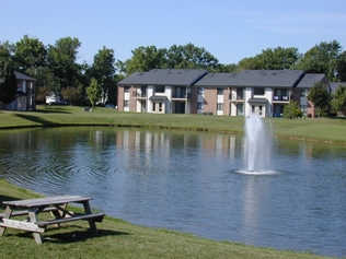 Shady Knoll in Crawfordsville, IN - Foto de edificio