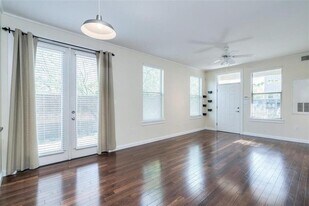 1201 Grove Blvd in Austin, TX - Building Photo