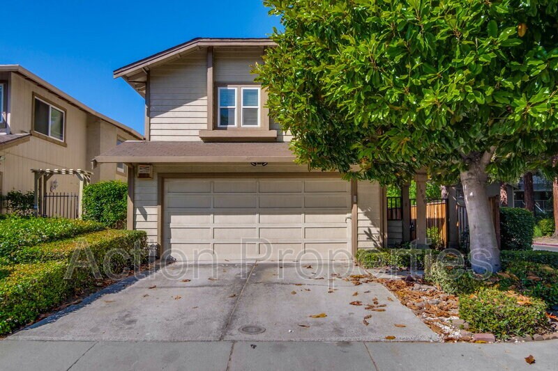 1999 Garden Bing Cir in San Jose, CA - Building Photo