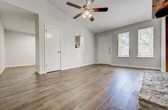 1306 Bonnie Brae St in Austin, TX - Building Photo - Building Photo