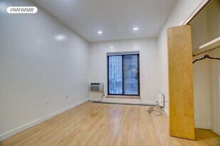 423 Amsterdam Ave in New York, NY - Building Photo