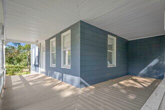 884 Highland Ave in Cheshire, CT - Building Photo - Building Photo