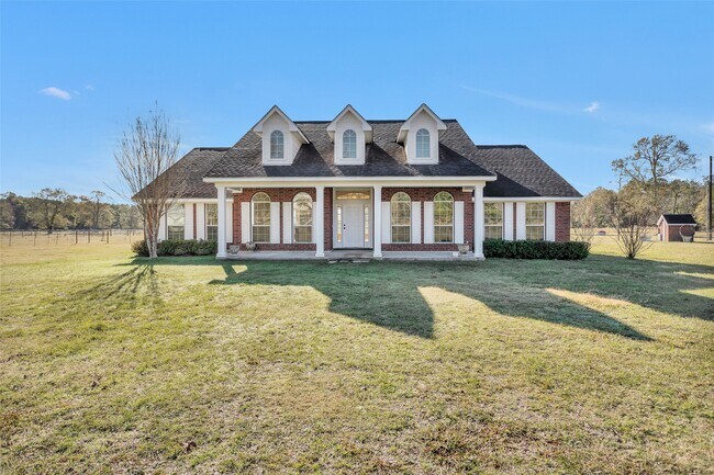 5201 Penny Rd in Cleveland, TX - Building Photo - Building Photo