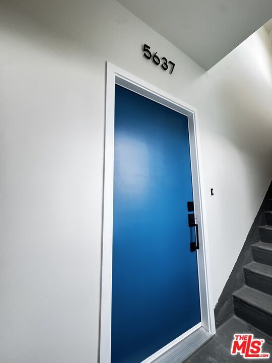 5637 Homeside Ave in Los Angeles, CA - Building Photo - Building Photo