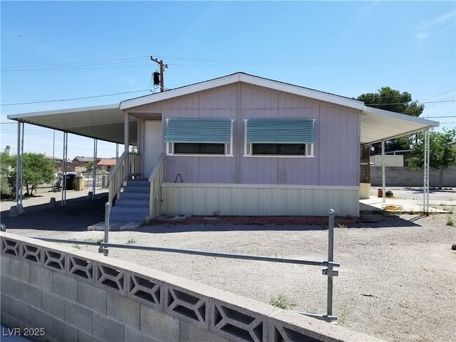 252 Navajo Dr in Henderson, NV - Foto de edificio - Building Photo
