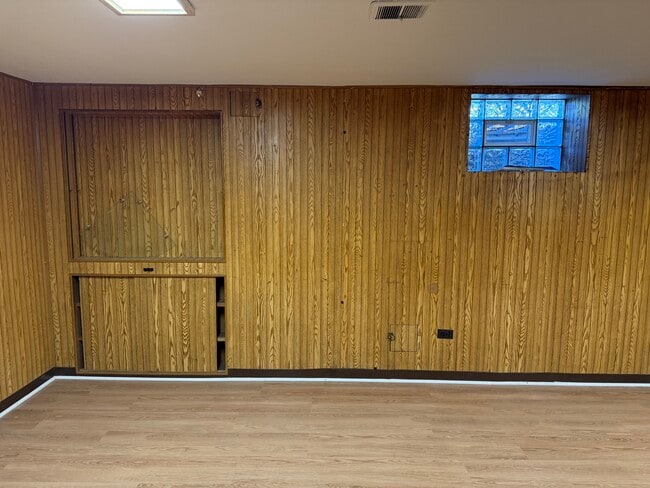 property at 7535 N Rockwell St