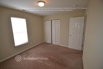 8410 Wallace Glen Dr in Charlotte, NC - Building Photo - Building Photo