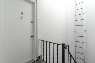 818 7th St NE in Washington, DC - Building Photo - Building Photo
