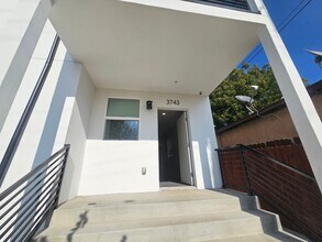 3743 Lanfranco St in Los Angeles, CA - Building Photo - Building Photo