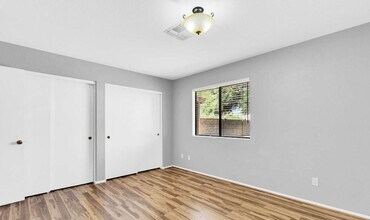 22430 North 21st St in Phoenix, AZ - Building Photo - Building Photo