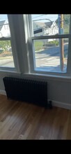 121 Maple St, Unit 121 in Belmont, MA - Building Photo - Building Photo