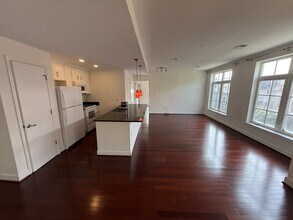 150 V St NW in Washington, DC - Building Photo - Building Photo