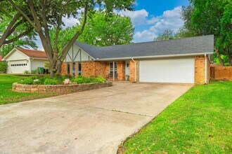 839 Yellowstone Dr in Grapevine, TX - Building Photo - Building Photo