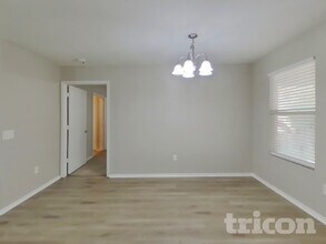 6647 Hartnet Fields in Converse, TX - Building Photo - Building Photo