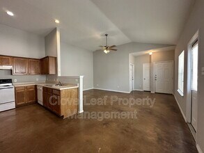 5718 Golf Heights in San Antonio, TX - Building Photo - Building Photo