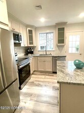 19B Maplewood Dr in Manchester Township, NJ - Building Photo - Building Photo
