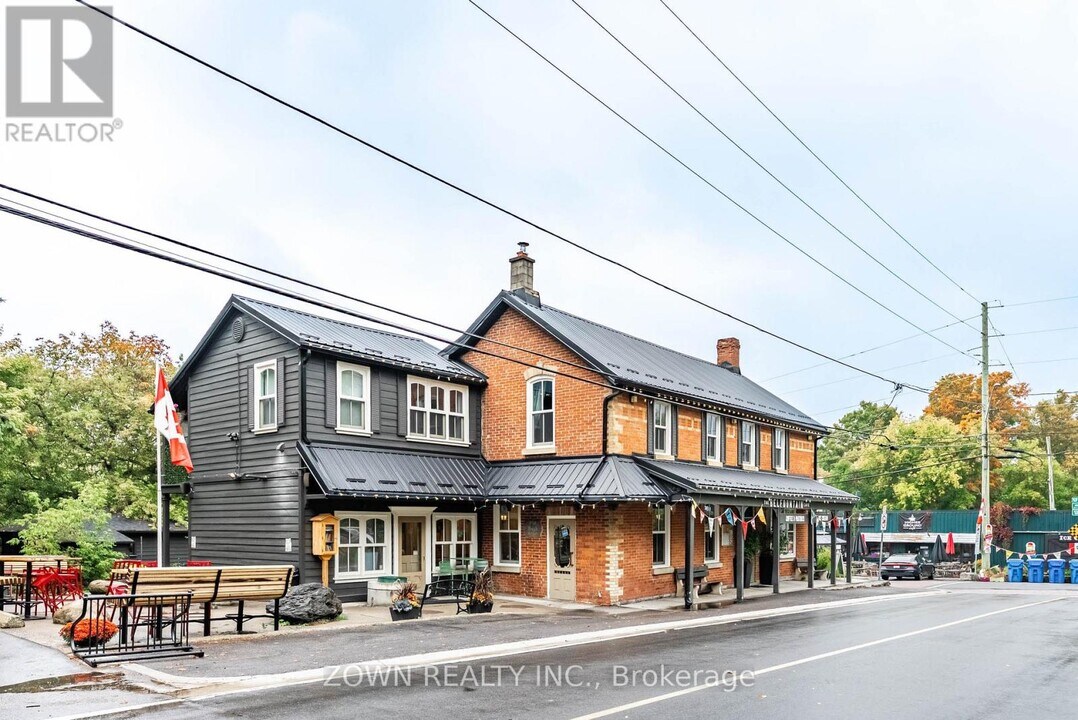 758 Bush St in Caledon, ON - Building Photo