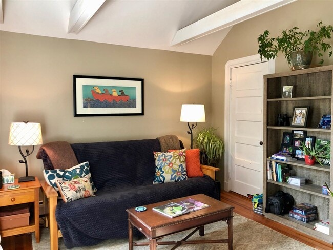 133 Boston Ave, Unit 3